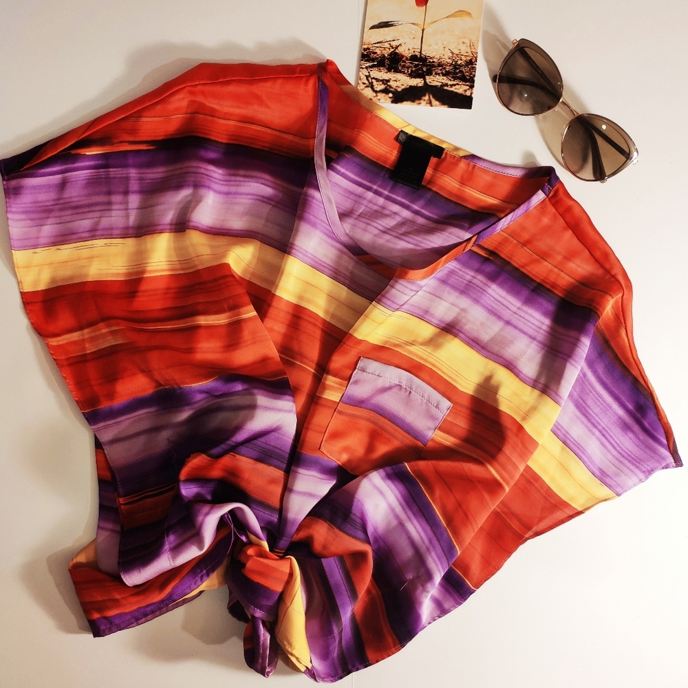 Cute colorful blouse Nue options Size M